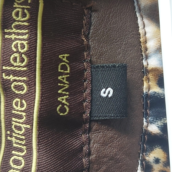 Leather jacket - Picture 2 of 4